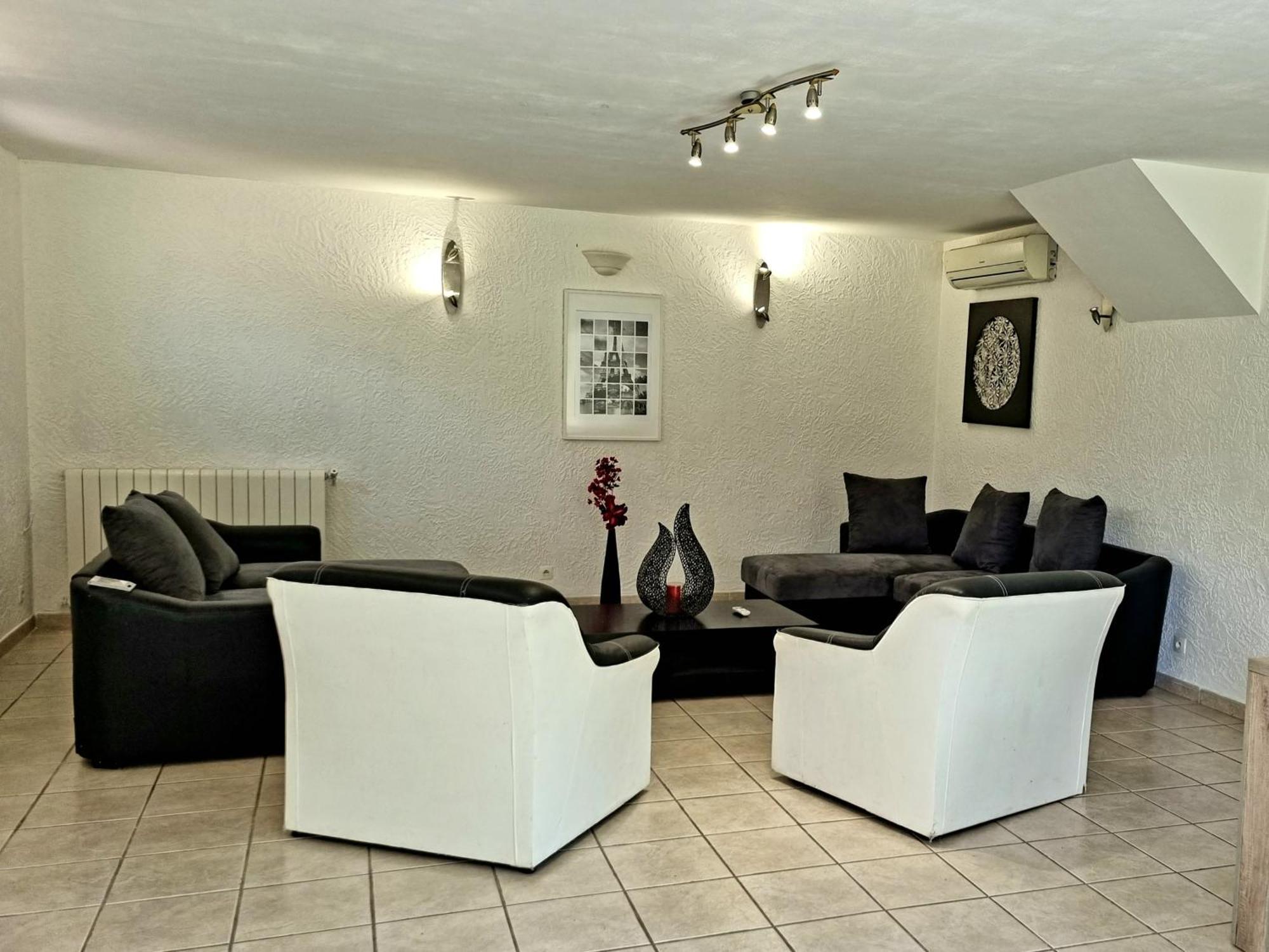 Villa 170M2 Avec Piscine Parc Des Calanques 15 Min Velodrome Marseille Bagian luar foto